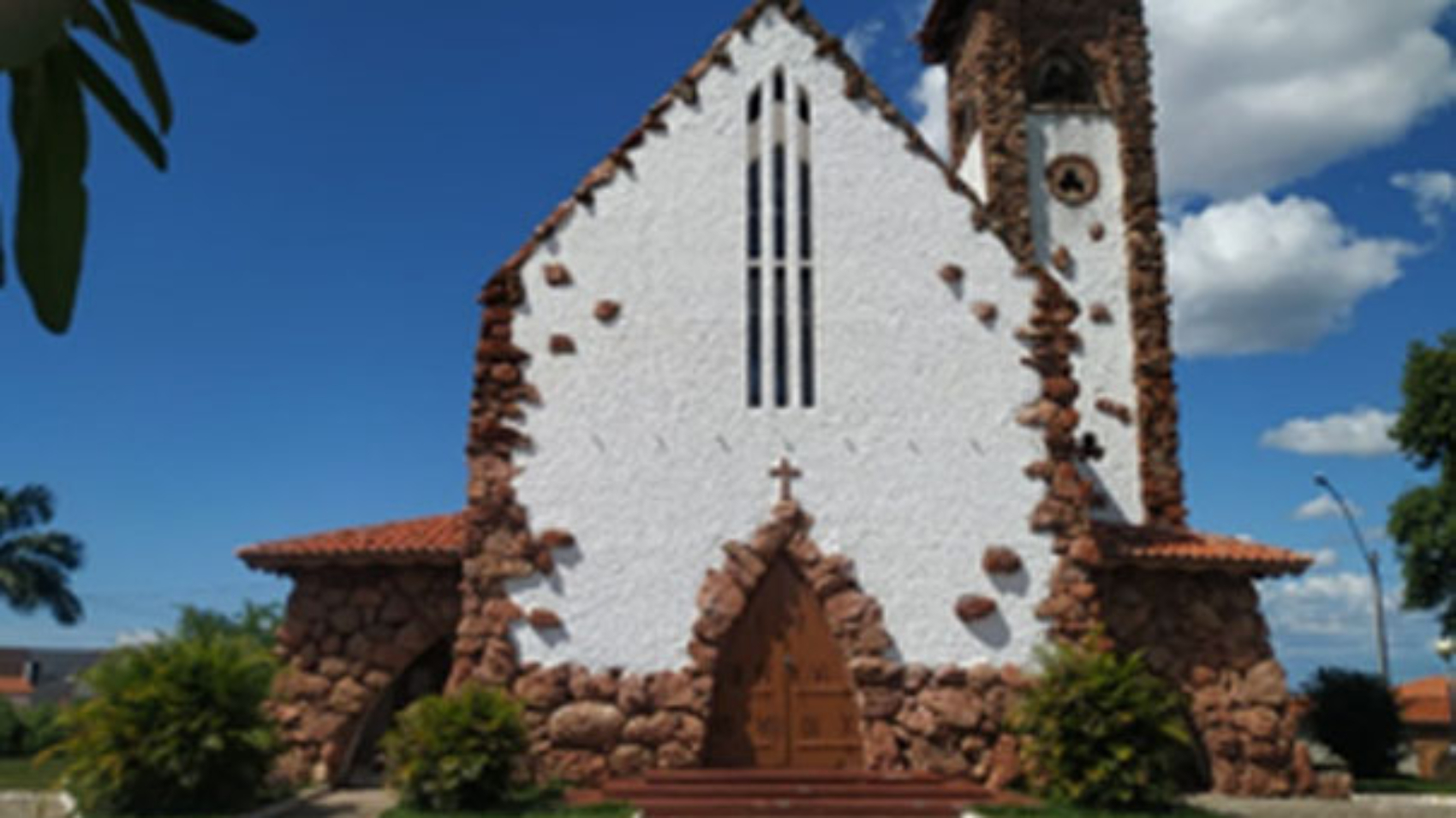 Foto da igreja de São Francisco de Assis na cidade de Paulo Afonso-BA - Por Lucineide Pereira